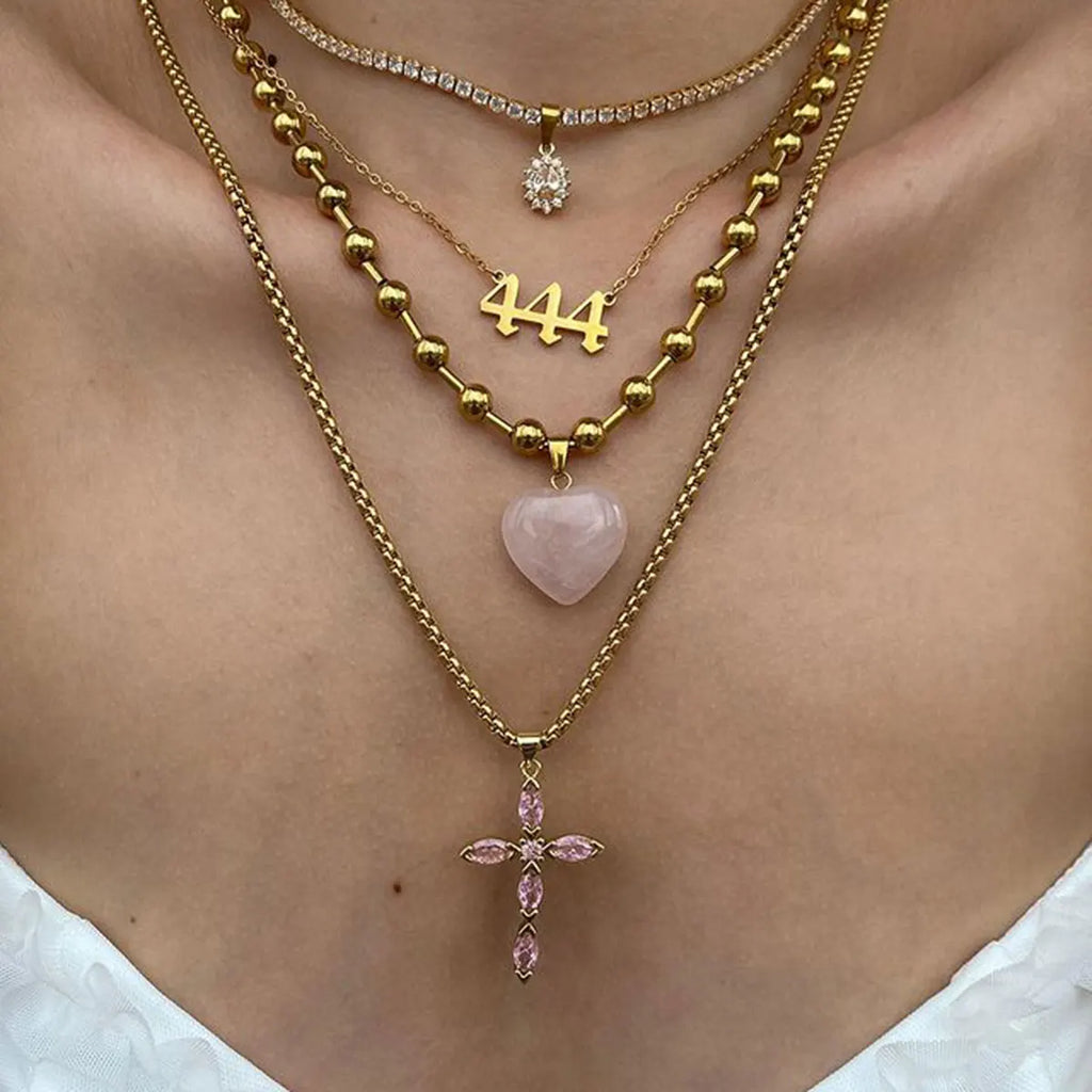 Uworld Romantic Heart Pendant Necklace for Women High Quality Stainless Steel 18 K Metal Texture Choker Necklace Anniversary