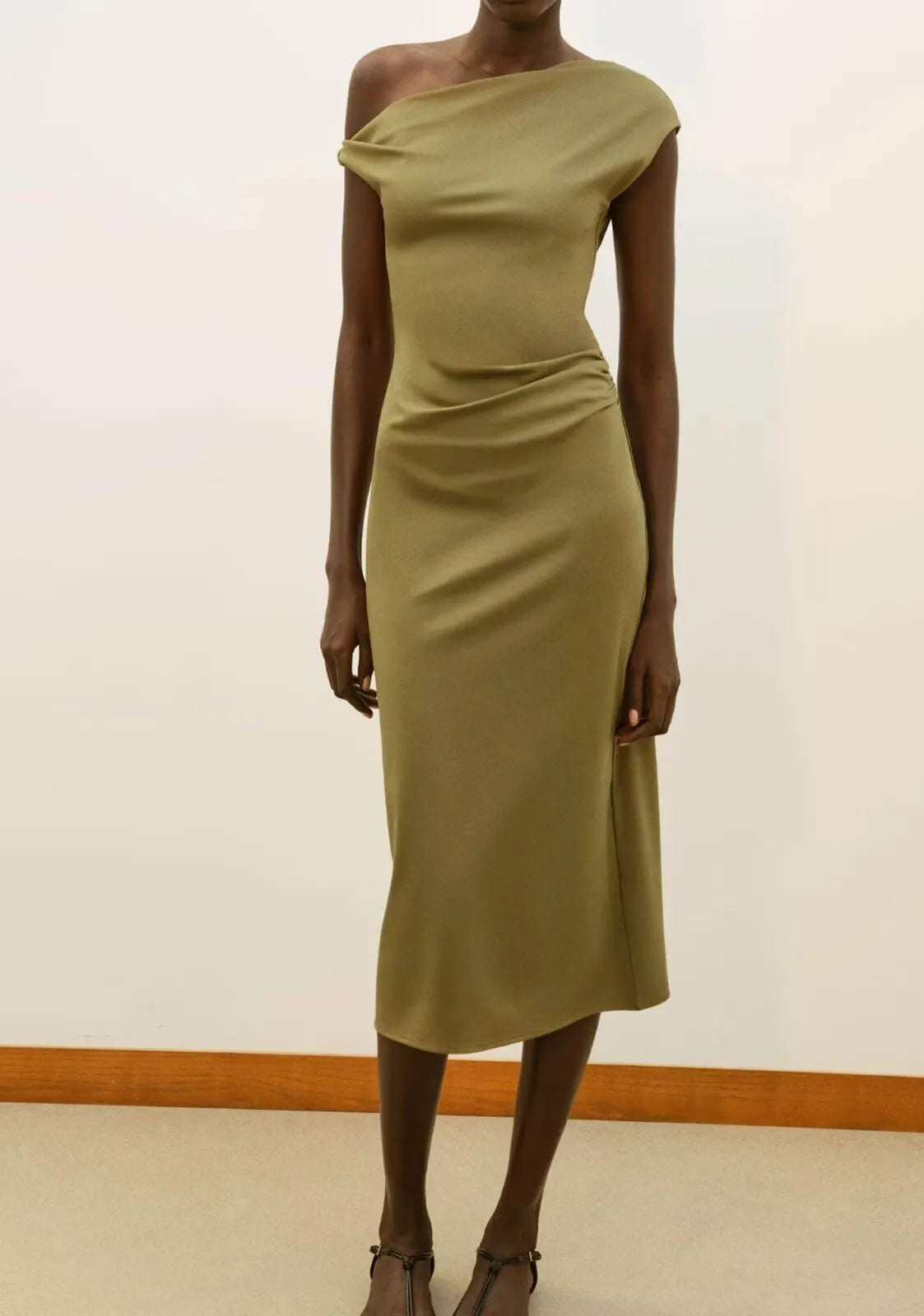 Spring New Fashion Simple Asymmetrical Neck Slim Fit Bodycon Dress